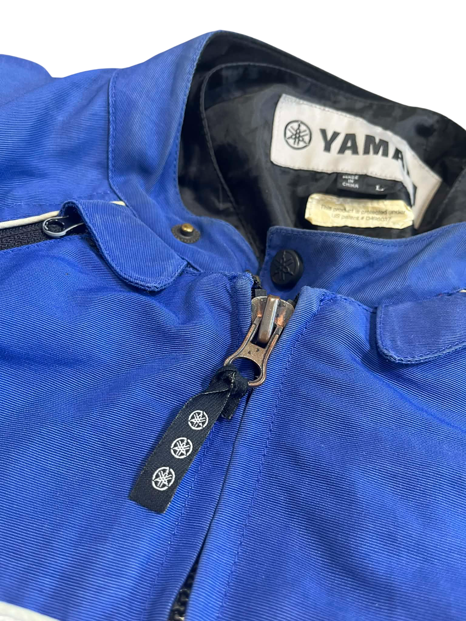 Kék Yamaha férfi vintage streetwear dzseki cipzárral és logós címkével