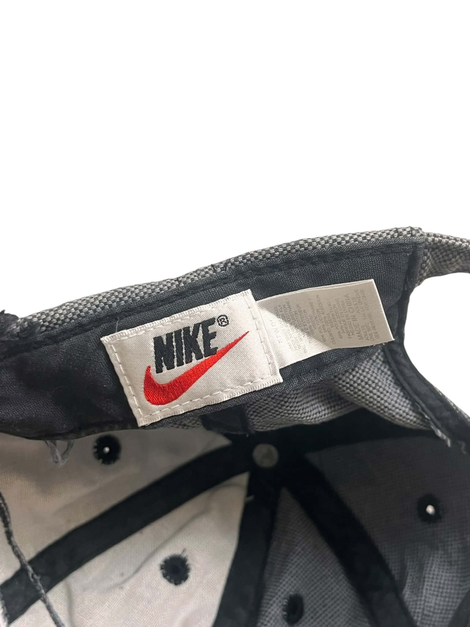Nike VINTAGE Cap (One Size)