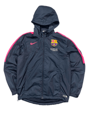 Sötétkék, kapucnis FC Barcelona Nike streetwear dzseki rózsaszín csíkkal és logóval