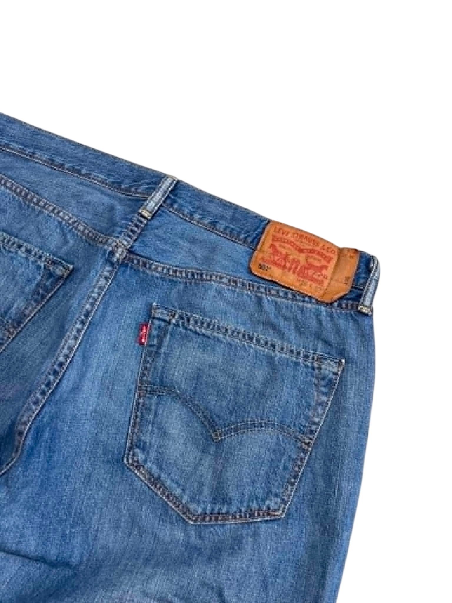 Levis Vintage Baggy Flared Jeans (M-L)