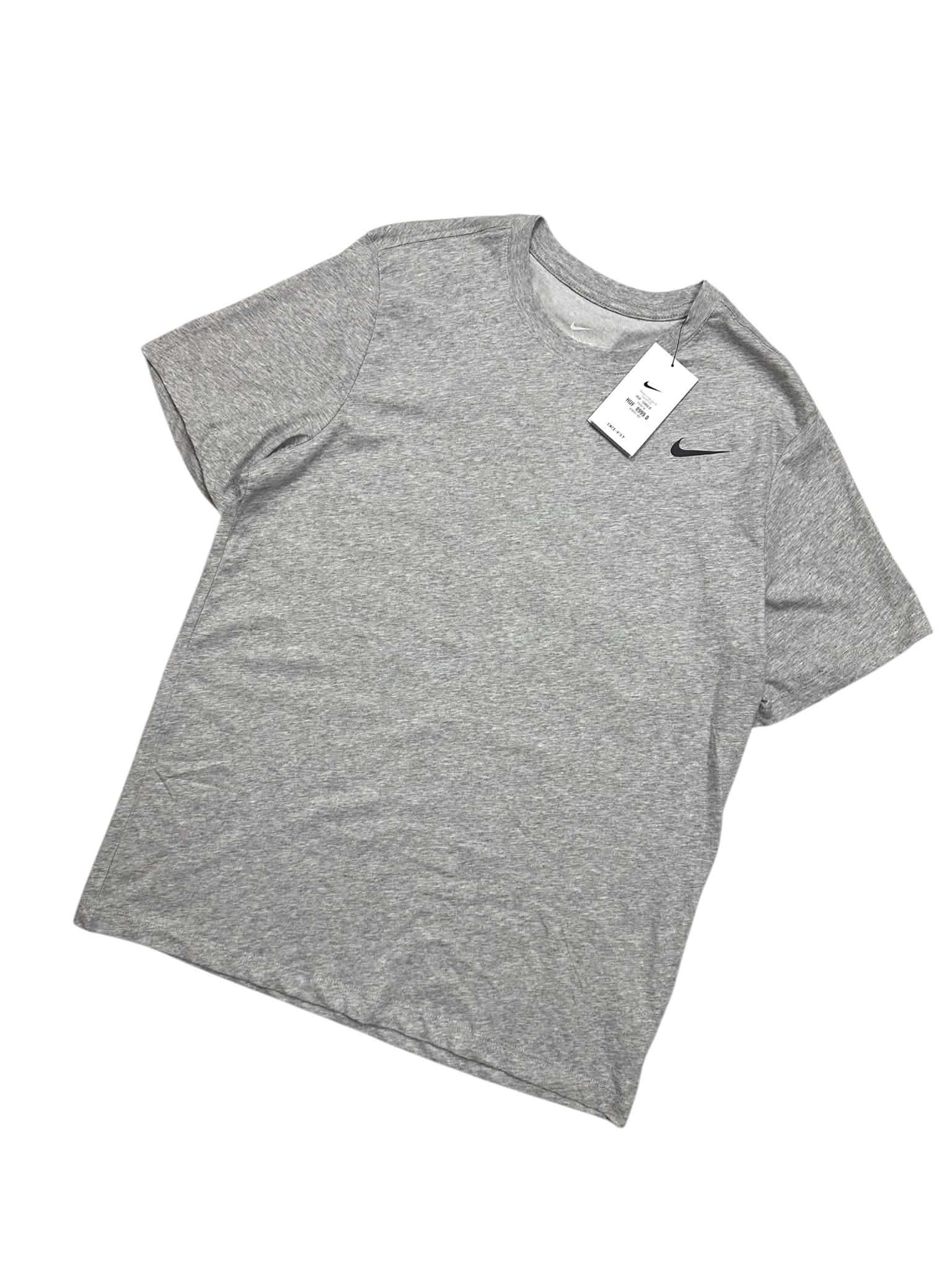 *NEW* Nike T-Shirt (L)