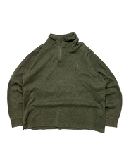 Sötétzöld félcipzáras vintage pulóver hímzett logóval, streetwear stílusban.