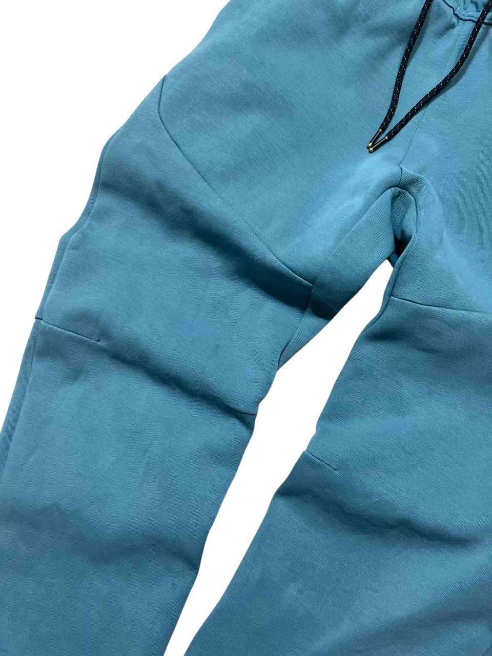 Kék streetwear melegítőnadrág zsinóros derékkal, vintage stílusban