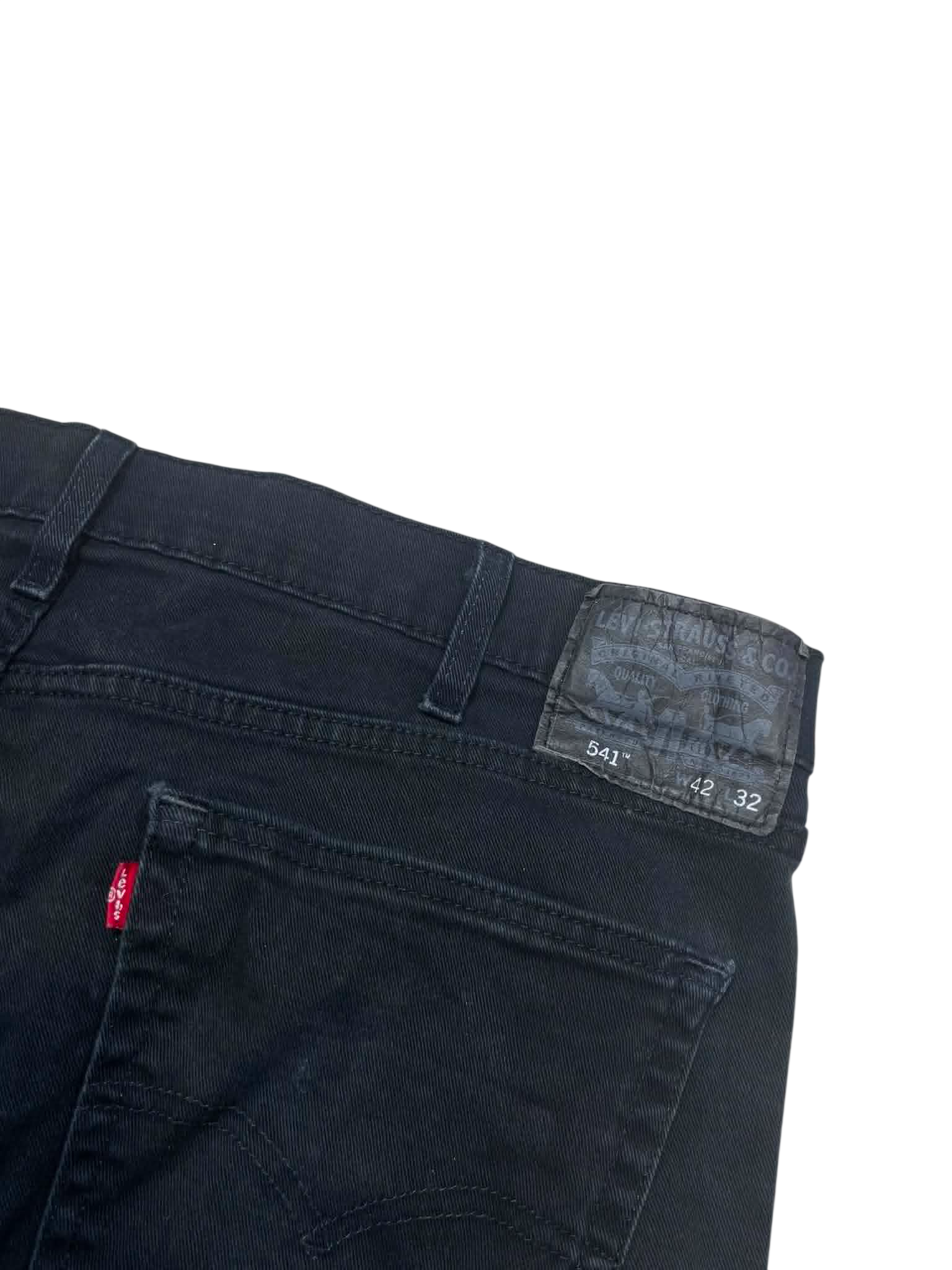 Levis Flared Shorts (L-XL)