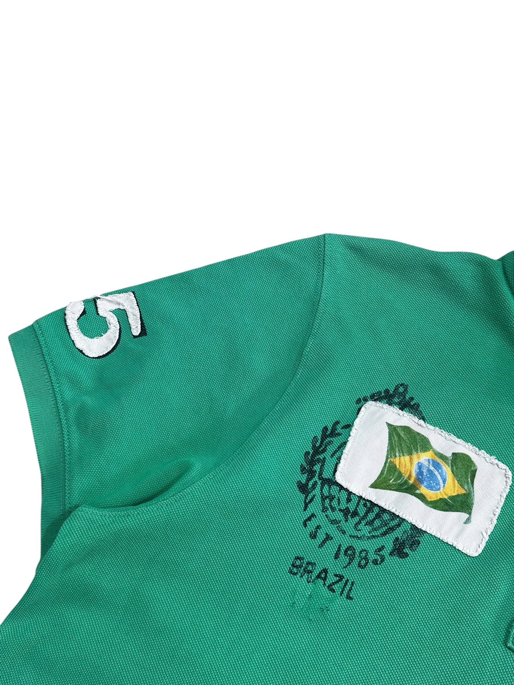 Candy Streetwear élénkzöld Tommy Hilfiger férfi piké póló hímzett Brazil zászlóval és 5-ös számmal az ujján