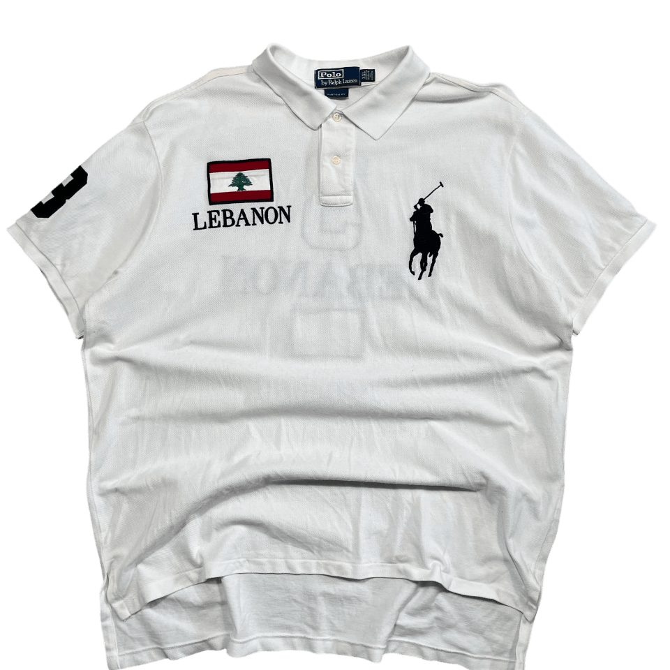 Fehér vintage Ralph Lauren póló, Lebanon felirattal, libanoni zászlóval, streetwear stílusban.