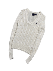 Fehér, kötött, V-nyakú vintage pulóver hímzett logóval, streetwear stílusban